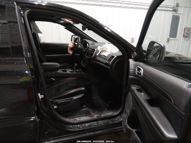 1C4RJFAG0JC331065 Jeep Grand Cherokee Altitude 4x4