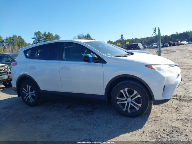 44686254 :رقم المزاد ، JTMBFREV9JJ728704 vin ، 2018 Toyota Rav4 Le مزاد بيع