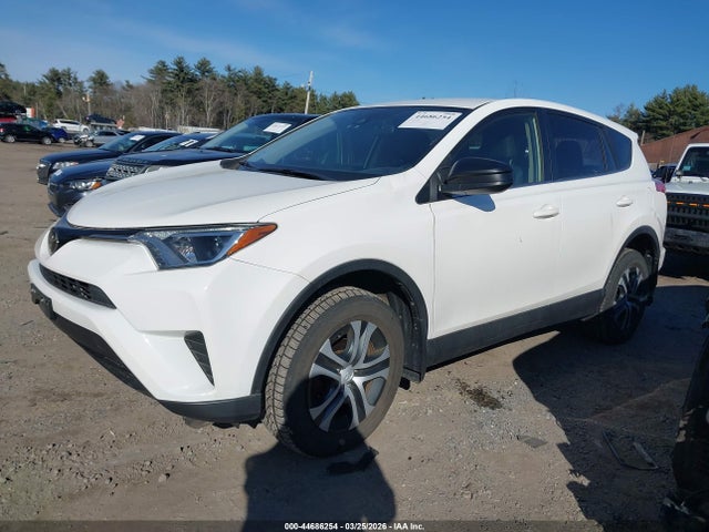 44686254 :رقم المزاد ، JTMBFREV9JJ728704 vin ، 2018 Toyota Rav4 Le مزاد بيع