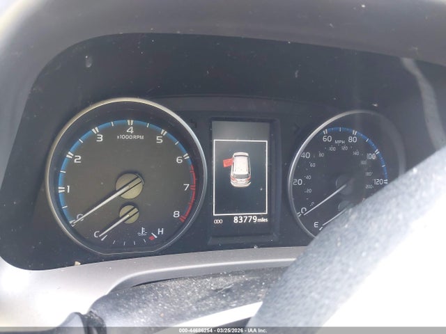 44686254 :رقم المزاد ، JTMBFREV9JJ728704 vin ، 2018 Toyota Rav4 Le مزاد بيع