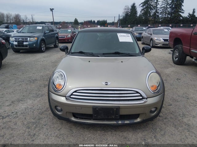 2009 MINI COOPER WMWMF33529TW73793 Photo 5