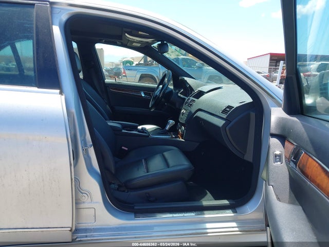 44686362 :رقم المزاد ، WDDGF54X19F238344 vin ، 2009 Mercedes-benz C 300 مزاد بيع