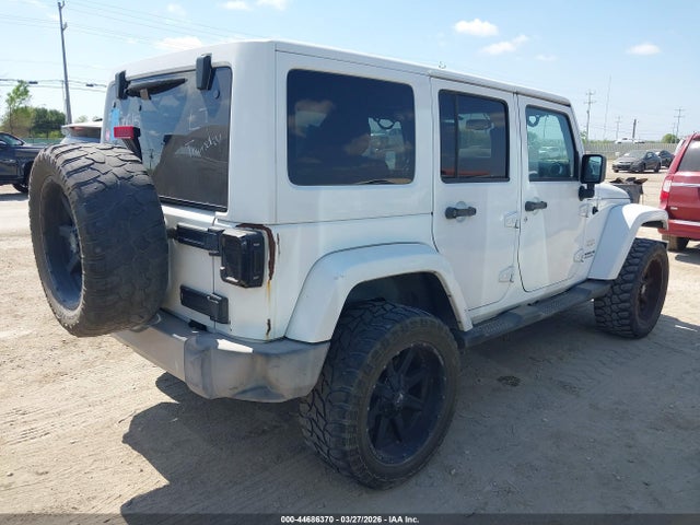 1C4BJWEG5FL537615 Jeep Wrangler Unlimited Sahara