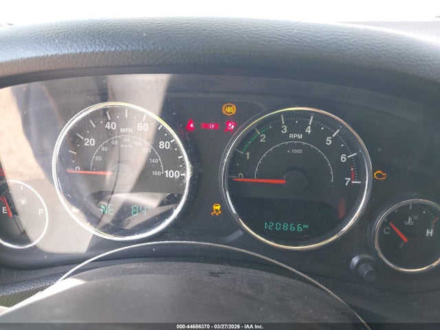 1C4BJWEG5FL537615 Jeep Wrangler Unlimited Sahara