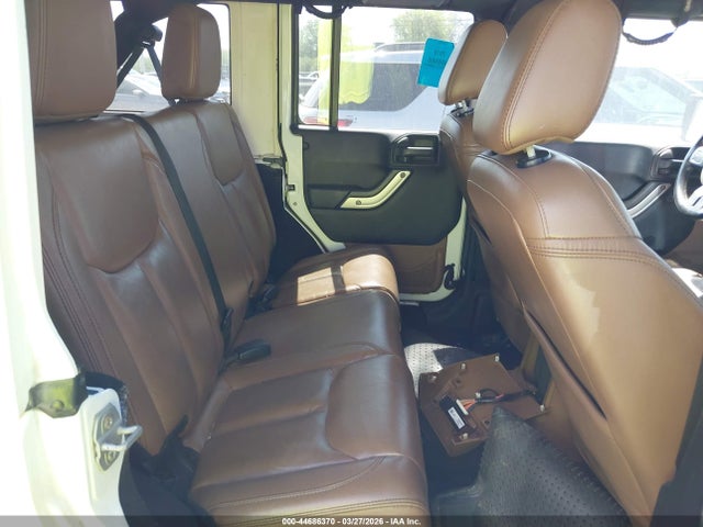 1C4BJWEG5FL537615 Jeep Wrangler Unlimited Sahara
