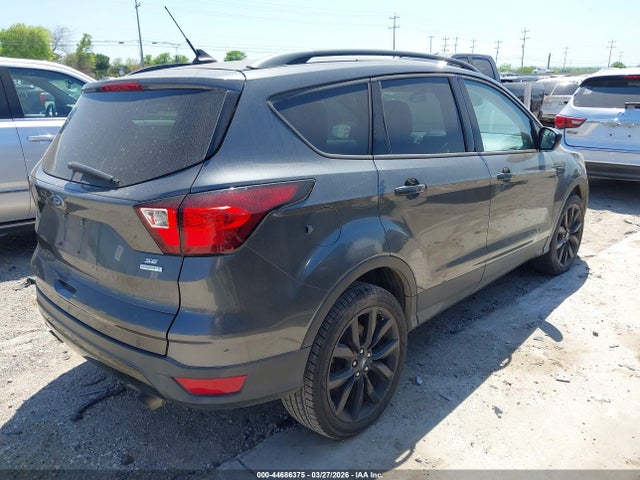 1FMCU0GD9KUB46768 Ford ESCAPE SE