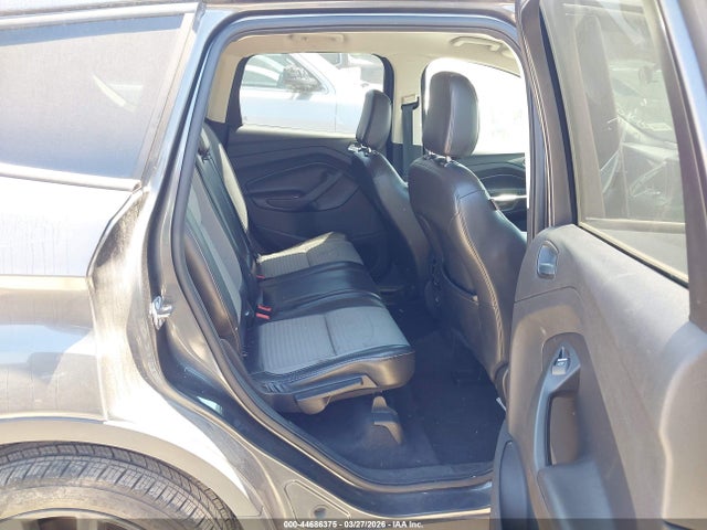 1FMCU0GD9KUB46768 Ford ESCAPE SE