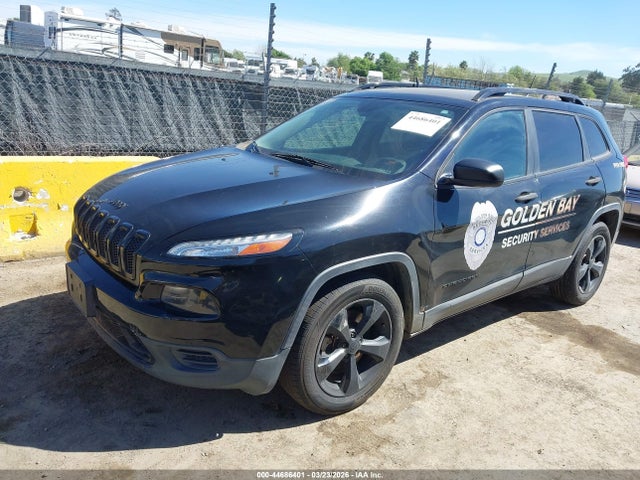 1C4PJLAB4HW666963 Jeep Cherokee Altitude Fwd