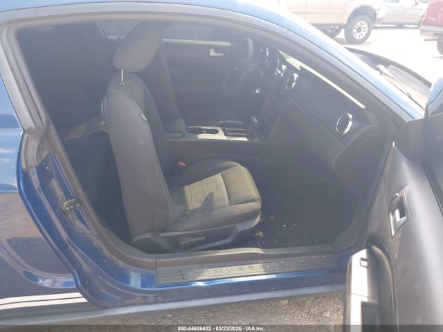 2008 FORD MUSTANG 1ZVHT80N485160558 Photo 4
