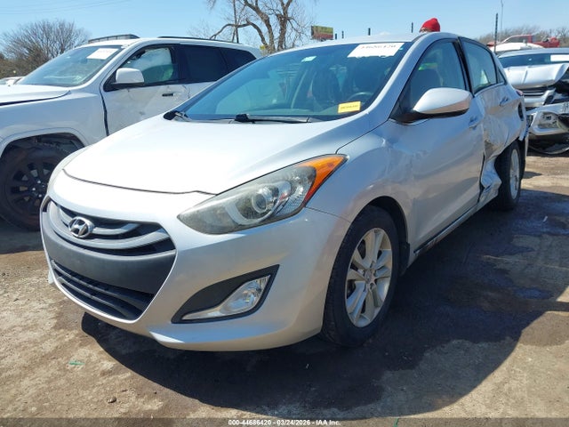 2013 Hyundai Elantra Gt მანქანა იყიდება აუქციონზე, vin: KMHD35LE3DU030293, აუქციონის ნომერი: 44686420