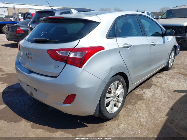 2013 Hyundai Elantra Gt მანქანა იყიდება აუქციონზე, vin: KMHD35LE3DU030293, აუქციონის ნომერი: 44686420