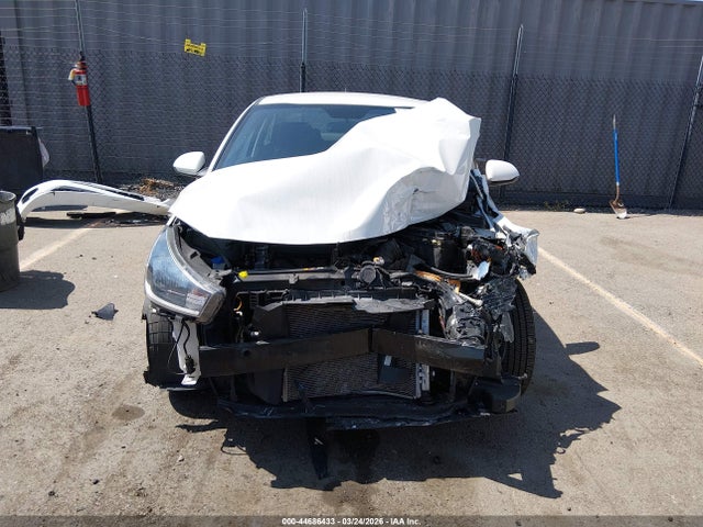 3KPA24AD2PE518121 KIA RIO LX