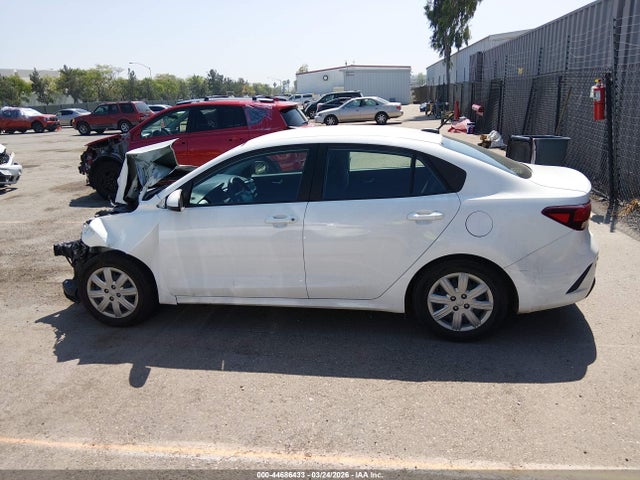 3KPA24AD2PE518121 KIA RIO LX