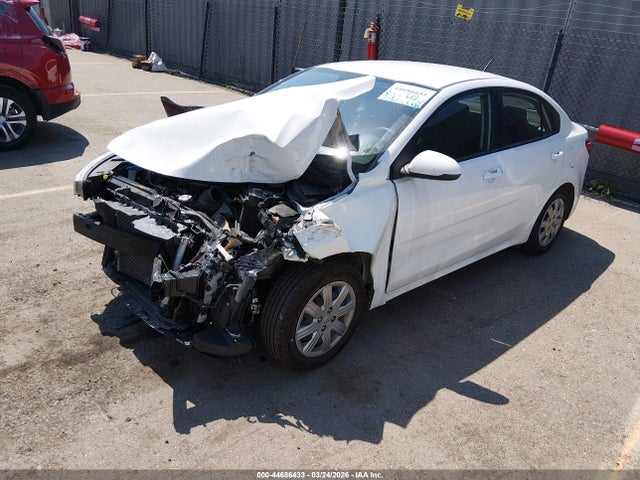 3KPA24AD2PE518121 KIA RIO LX