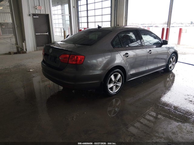 44686456 :رقم المزاد ، 3VWLL7AJ8BM116452 vin ، 2011 Volkswagen Jetta 2.0l Tdi مزاد بيع