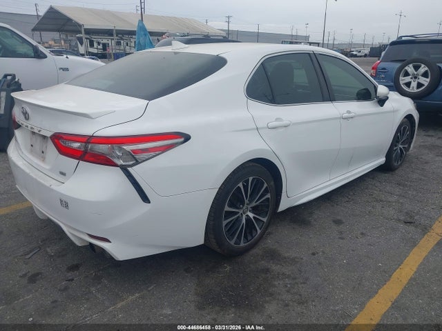 Продаж на аукціоні авто 2018 Toyota Camry Se, vin: 4T1B11HK5JU623766, номер лоту: 44686458