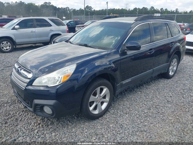 44686490 :رقم المزاد ، 4S4BRCGC5D3305011 vin ، 2013 Subaru Outback 2.5i Premium مزاد بيع