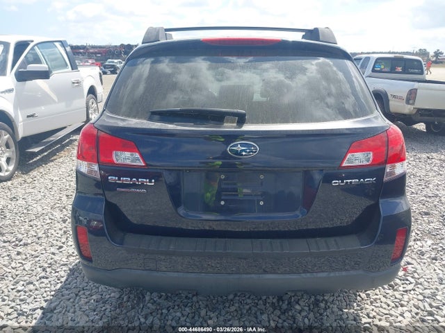 44686490 :رقم المزاد ، 4S4BRCGC5D3305011 vin ، 2013 Subaru Outback 2.5i Premium مزاد بيع