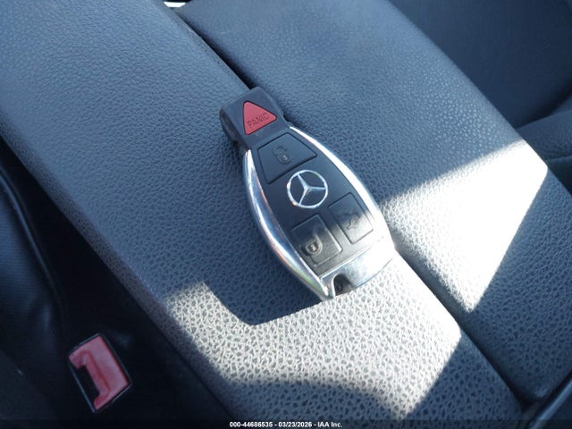2012 Mercedes-benz C 250 Sport მანქანა იყიდება აუქციონზე, vin: WDDGF4HB5CR216121, აუქციონის ნომერი: 44686535
