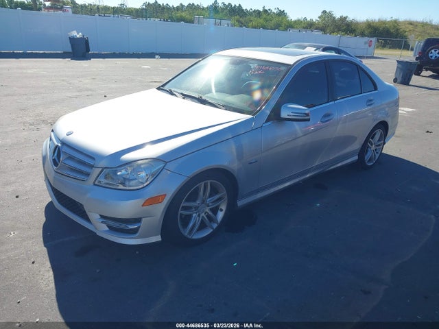2012 Mercedes-benz C 250 Sport მანქანა იყიდება აუქციონზე, vin: WDDGF4HB5CR216121, აუქციონის ნომერი: 44686535