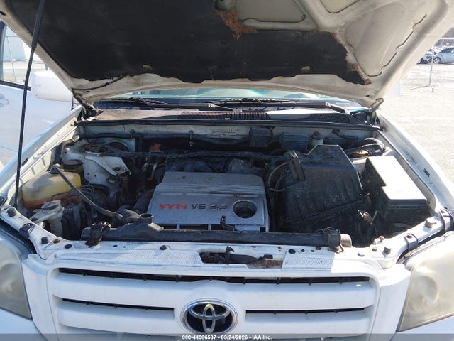 44686537 :رقم المزاد ، JTEEP21A460160147 vin ، 2006 Toyota Highlander V6 مزاد بيع