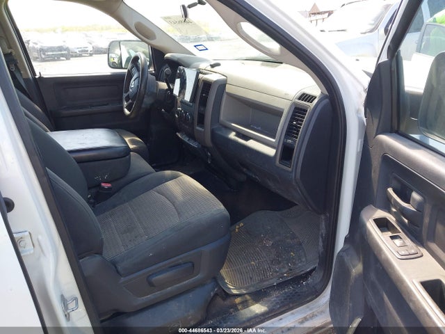 44686543 :رقم المزاد ، 3C6TD4HT2CG330642 vin ، 2012 Ram 2500 St مزاد بيع
