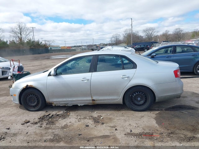44686560 :رقم المزاد ، 3VWPF71KX6M622565 vin ، 2006 Volkswagen Jetta Value Edition مزاد بيع