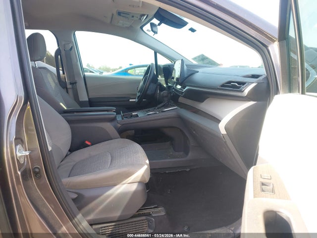 2021 TOYOTA SIENNA 5TDKRKEC8MS028533 Photo 4