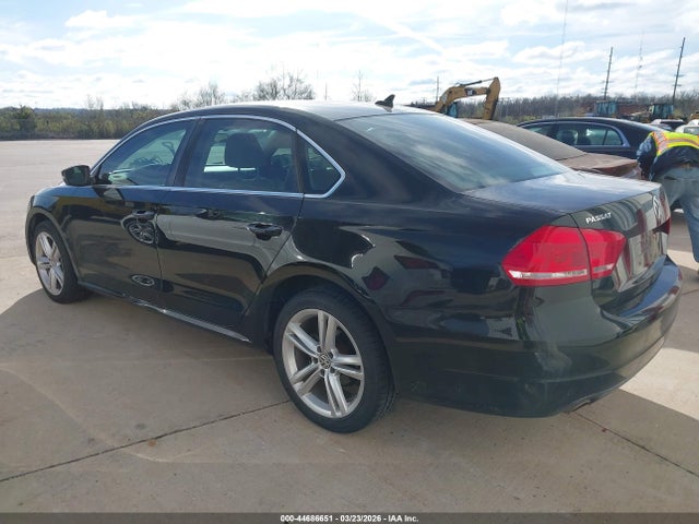 Продажа на аукционе авто 2014 Volkswagen Passat 2.0l Tdi Se, vin: 1VWBN7A37EC049615, номер лота: 44686651