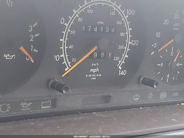44686657 :رقم المزاد ، WDBEB31E7SC171260 vin ، 1995 Mercedes-benz E 300d/300d Special مزاد بيع