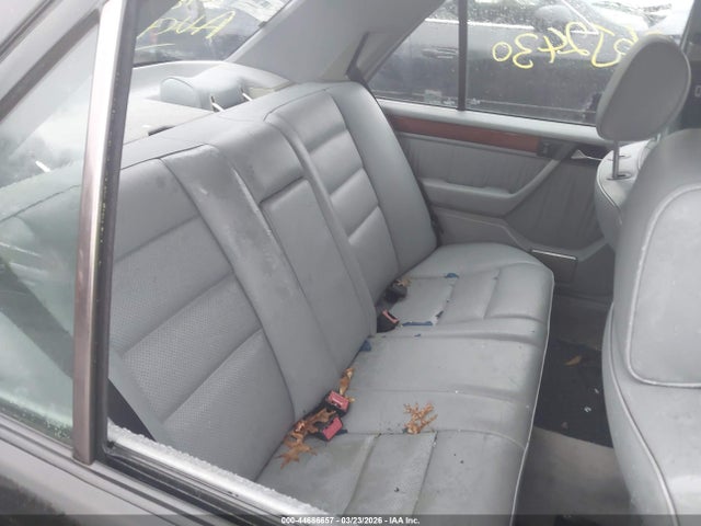44686657 :رقم المزاد ، WDBEB31E7SC171260 vin ، 1995 Mercedes-benz E 300d/300d Special مزاد بيع