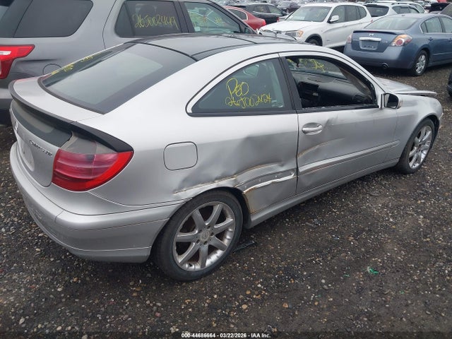 44686664 :رقم المزاد ، WDBRN47J12A376894 vin ، 2002 Mercedes-benz C 230 مزاد بيع