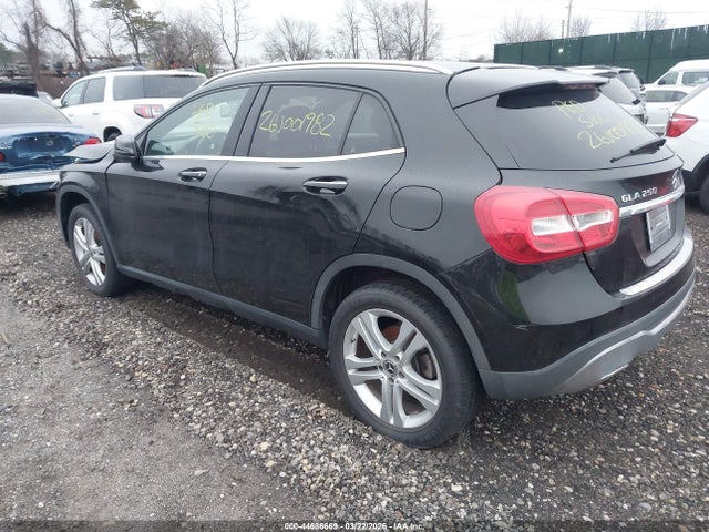 44686669 :رقم المزاد ، WDCTG4EB1KU011086 vin ، 2019 Mercedes-benz Gla 250 مزاد بيع
