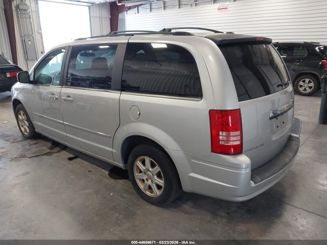 2010 Chrysler Town & Country Touring მანქანა იყიდება აუქციონზე, vin: 2A4RR5D15AR432209, აუქციონის ნომერი: 44686671