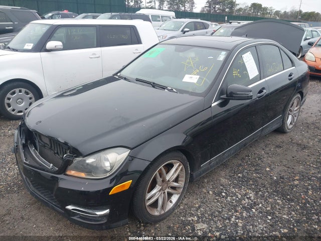 44686683 :رقم المزاد ، WDDGF8BB9CR198125 vin ، 2012 Mercedes-benz C 300 Luxury 4matic/sport 4matic مزاد بيع