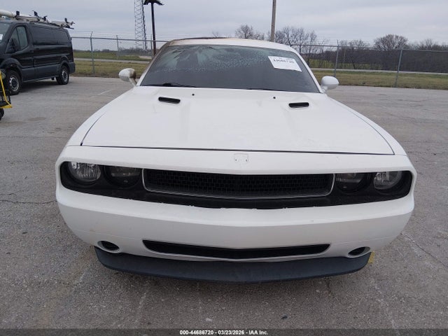 2012 Dodge Challenger Sxt მანქანა იყიდება აუქციონზე, vin: 2C3CDYAG7CH147769, აუქციონის ნომერი: 44686720