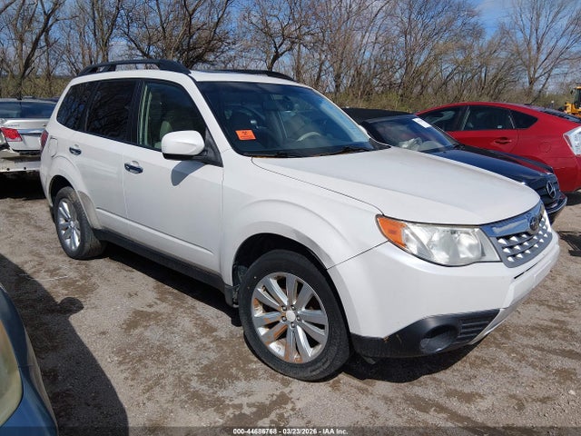 Продаж на аукціоні авто 2011 Subaru Forester 2.5x Premium, vin: JF2SHBDCXBH759195, номер лоту: 44686768