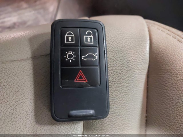 2016 VOLVO S60 INSCRIPTION LYV612TK7GB099249 Photo 10