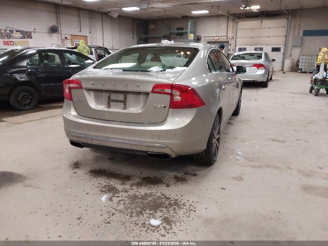 2016 VOLVO S60 INSCRIPTION LYV612TK7GB099249 Photo 3