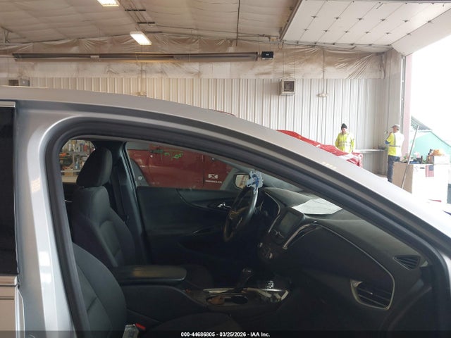 Продажа на аукционе авто 2017 Chevrolet Malibu 1lt, vin: 1G1ZE5ST2HF180337, номер лота: 44686805