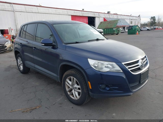 2011 VOLKSWAGEN TIGUAN WVGBV7AX3BW565840