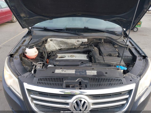 2011 VOLKSWAGEN TIGUAN WVGBV7AX3BW565840 Photo 9