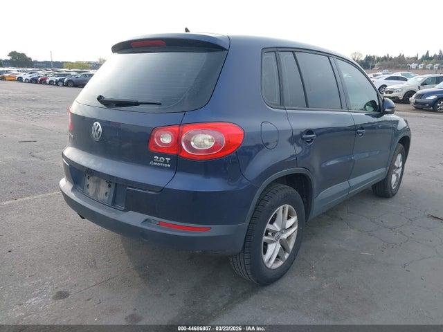 2011 VOLKSWAGEN TIGUAN WVGBV7AX3BW565840 Photo 3