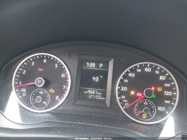 2011 VOLKSWAGEN TIGUAN WVGBV7AX3BW565840 Photo 6