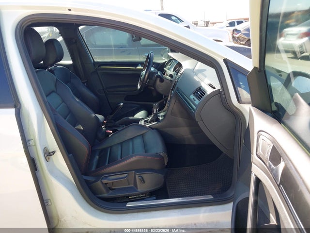 Продажа на аукционе авто 2015 Volkswagen Golf Gti 2.0t Autobahn 4-door, vin: 3VW5T7AU0FM098909, номер лота: 44686856