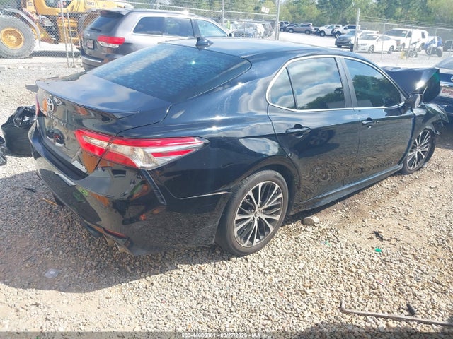 4T1B11HK8KU175279 Toyota CAMRY SE