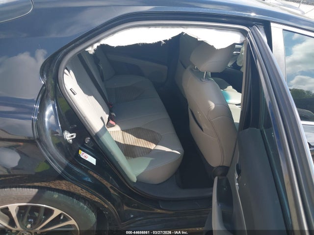 4T1B11HK8KU175279 Toyota CAMRY SE