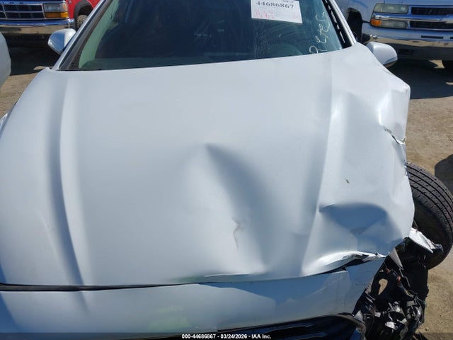 5NPE34AF9JH600964 Hyundai SONATA SEL