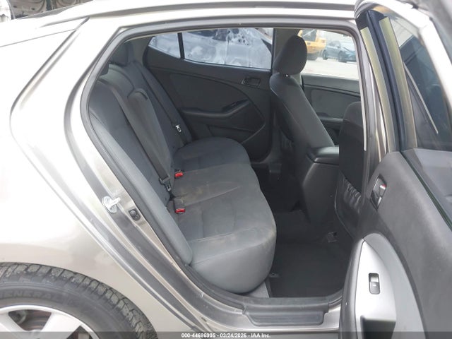 5XXGM4A79FG517410 KIA Optima Lx