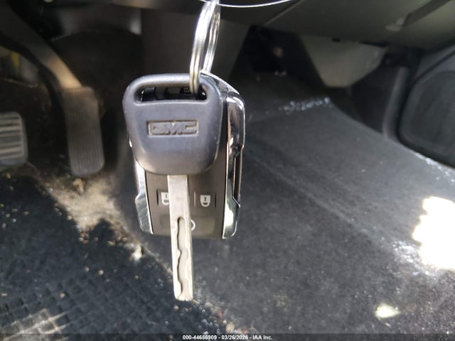44686909 :رقم المزاد ، 1GT12YE80FF107258 vin ، 2015 Gmc Sierra 2500hd Sle مزاد بيع